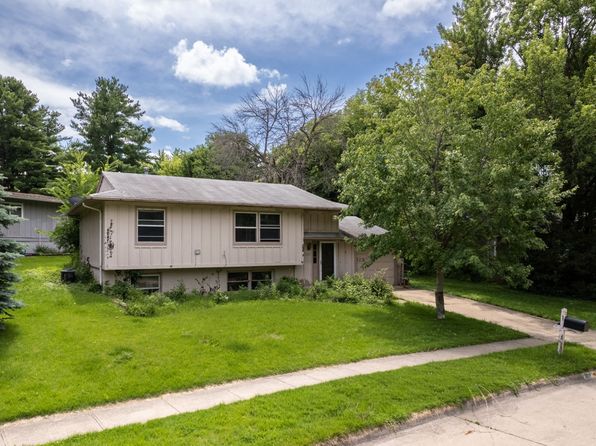 3237 Lake Forest Ave