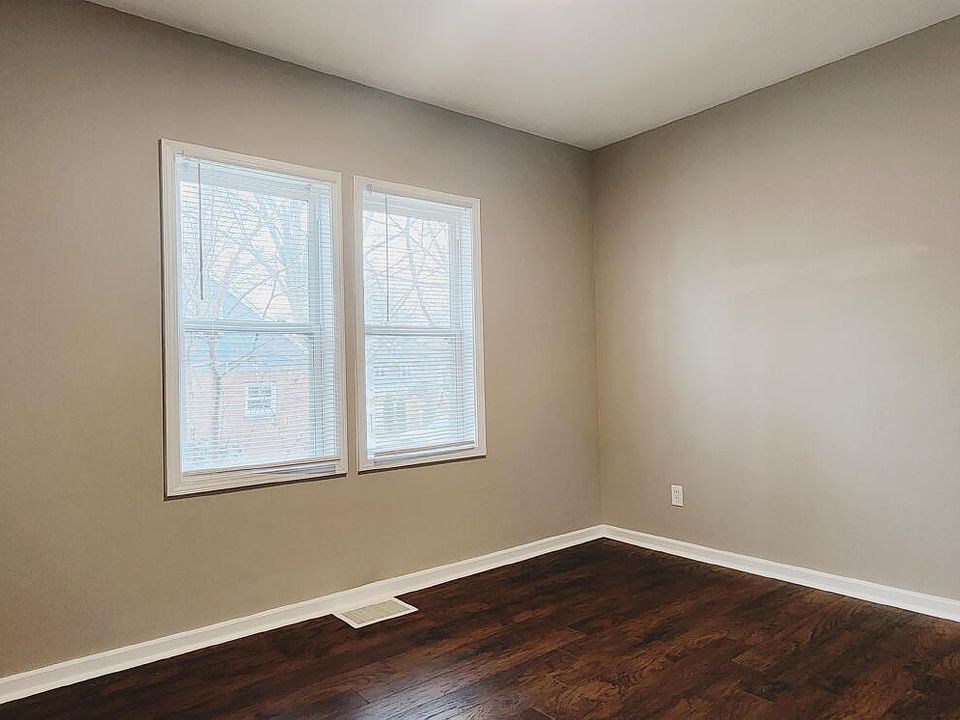 1st image of 514 Ivanhoe Pl