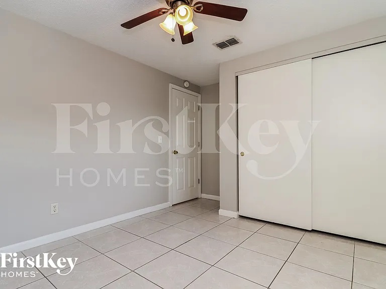 8508 Olympic Ct — Photo 13