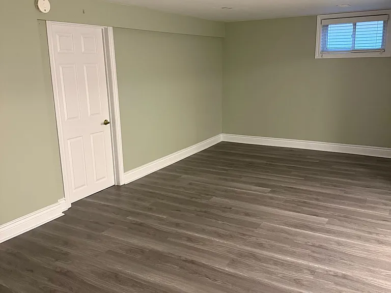 44 Valencourt Dr — Photo 3