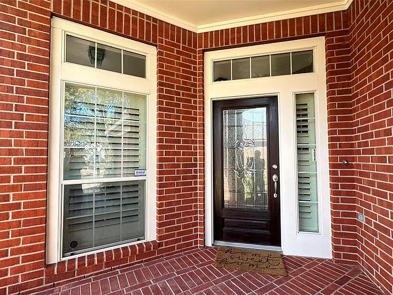 1707 Magnolia Lk — Photo 4