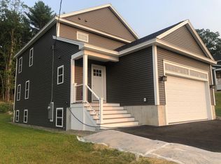 15 Parkside Dr, Biddeford, ME 04005