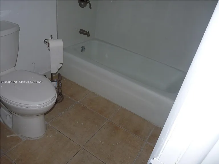 14525 N Kendall Dr #102J — Photo 17