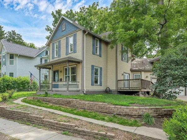 222 NW Circle St, Topeka, KS 66606