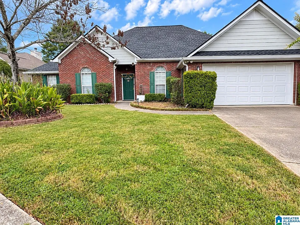 1345 Moss Rose Ln