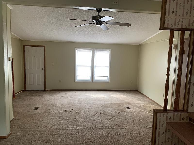 2nd image of 31729 Bridge Dr