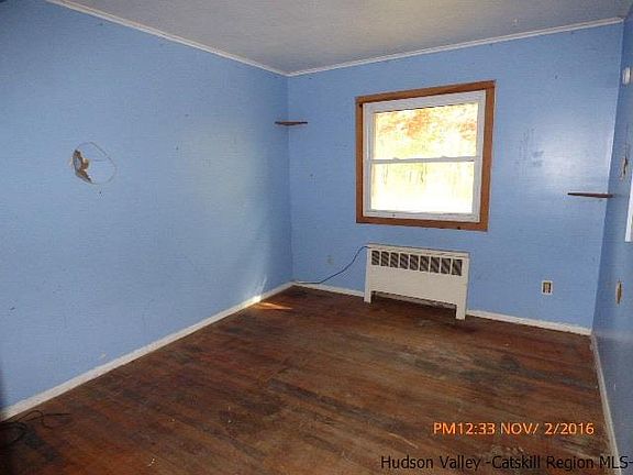 3rd image of 696 Glasco Tpke