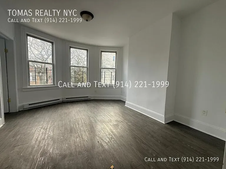 15 Cedar St — Photo 8