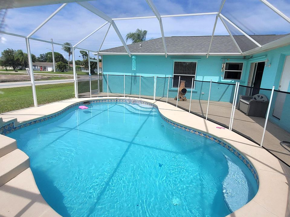 1st image of 2502 SE Berkshire Blvd Boulevard