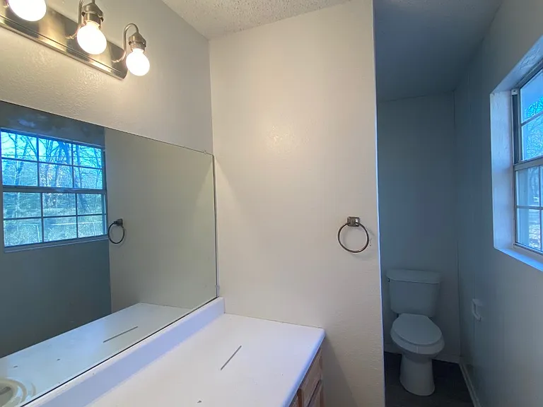 128 Pierce Dr — Photo 11