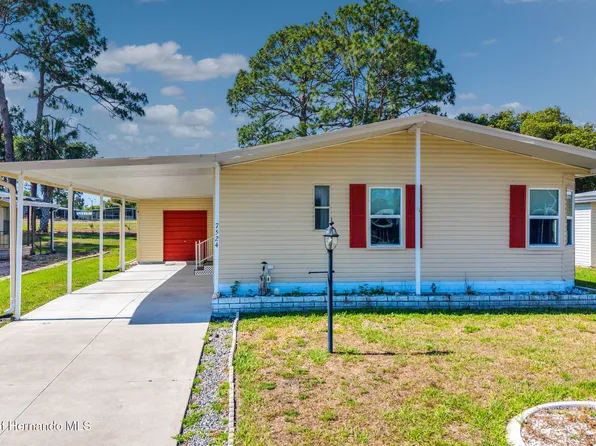 7524 Dinsmore St, Brooksville, FL 34613