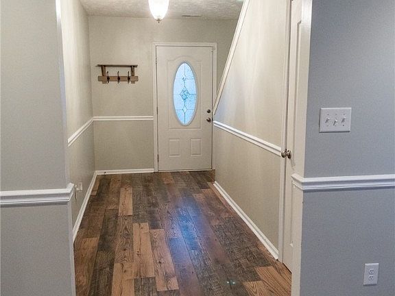5th image of 268 Mayor Ct NE