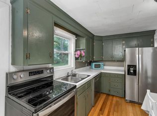 3 Broadway St, Rochester, NH 03868