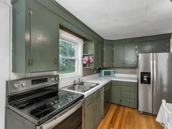 3 Broadway Street, Rochester, NH 03868