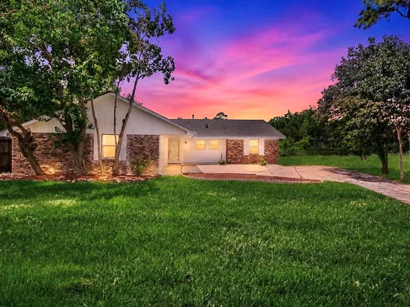 626 Shore Acres Blvd, Shoreacres, TX 77571