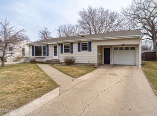 1610 7th Ave NW, East Grand Forks, MN 56721