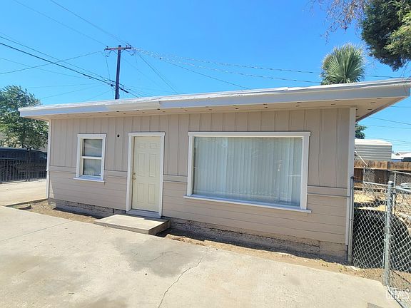 2nd image of 915 30th St