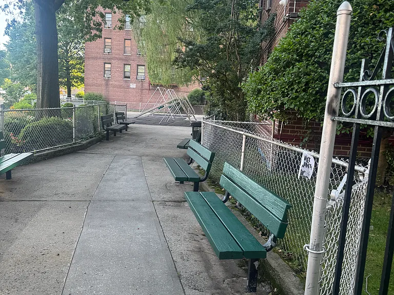 83-20 141st St #1A — Photo 27