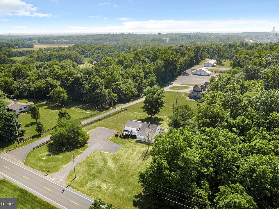 6982 A&b Arden Nollville Rd, Martinsburg, WV 25403 | Zillow