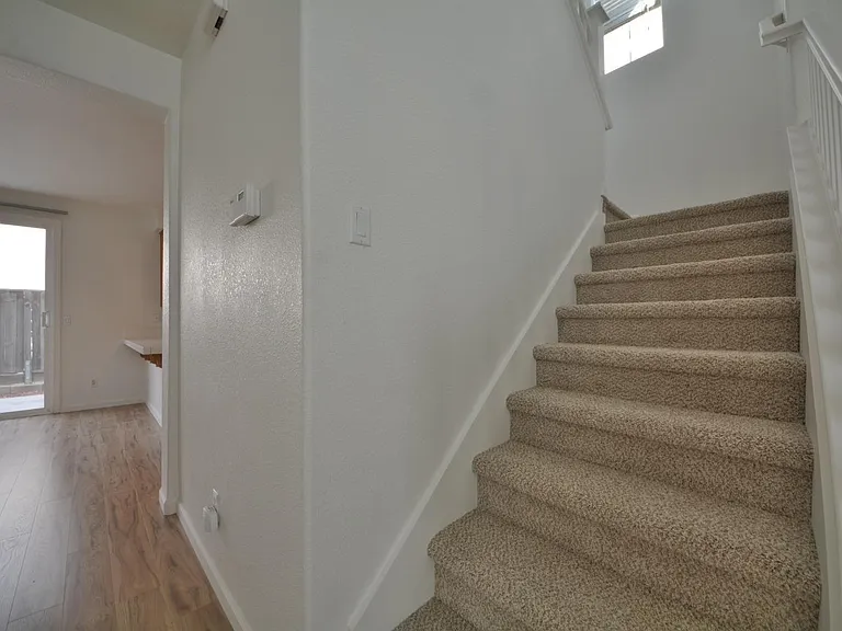 511 Massarosa Ln — Photo 7