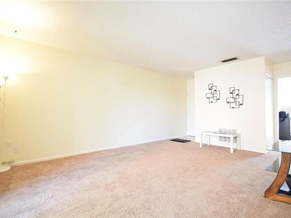 4th image of 11401 3rd St N APT 3
