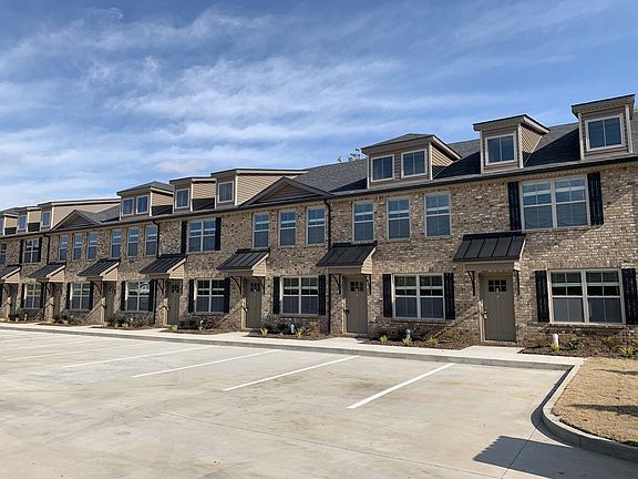 3rd image of 325 Landrum Pl