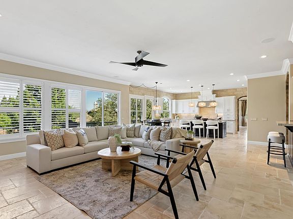 2nd image of 200 American River Canyon Dr