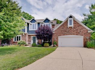 663 Vanhoy Dr, Greenwood, IN