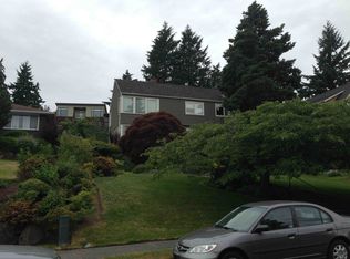 6825 52nd Ave NE, Seattle, WA 98115