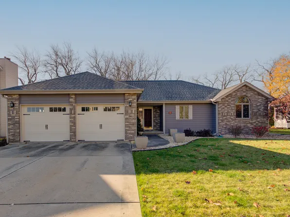 1112 Oxford Ln, Shorewood, IL 60404