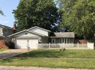 712 University Ave, Elyria, OH 44035