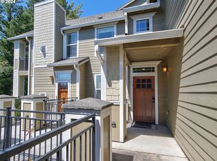 3175 Summerlinn Dr, West Linn, OR 97068