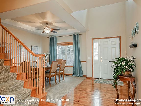 3rd image of 11916 S Holly Ct