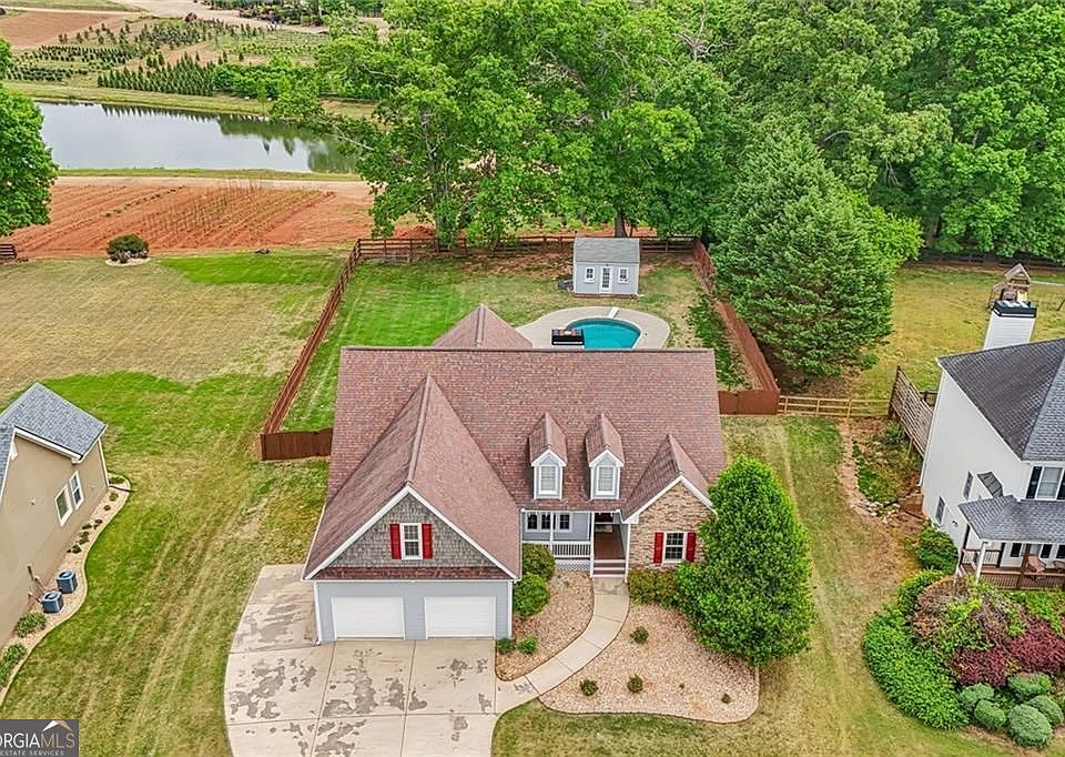 1st image of 7125 Creek Ridge Dr