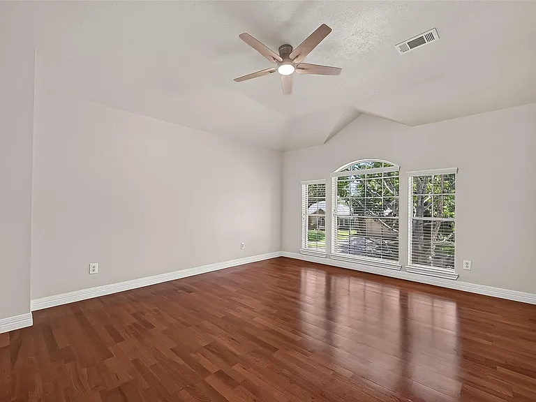 1522 Brook Grove Dr — Photo 28