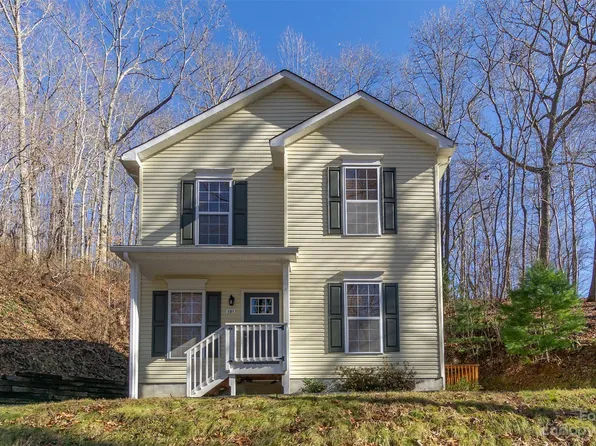 151 Hodges Dr, Waynesville, NC 28786