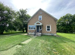 104 Nicklas Ave, Danville, IL 61832