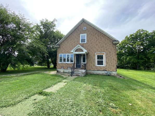 104 Nicklas Ave