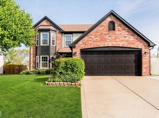 6144 Black Oaks Way, Indianapolis, IN 46237