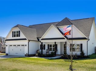 8219 Cornelius Ct, Stokesdale, NC 27357