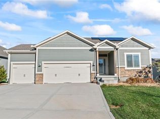 117 SE Griffin St, Blue Springs, MO 64064