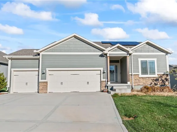 117 SE Griffin St, Blue Springs, MO 64064