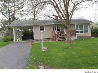 200 W Spring Grove Ave, Alexis, IL 61412