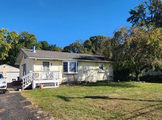 335 Chapel Heights Rd, Sewell, NJ 08080