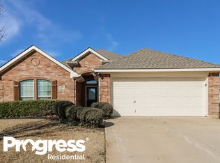 1108 Junegrass Ln, Crowley, TX 76036
