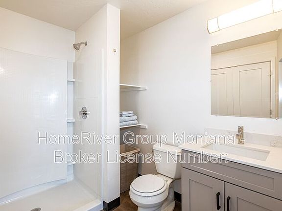 5th image of 320 Clay St #305
