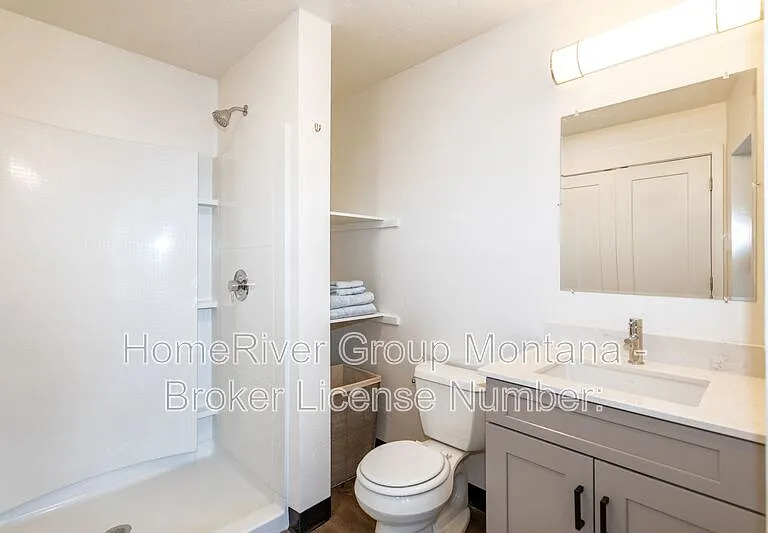 320 Clay St #305 — Photo 5