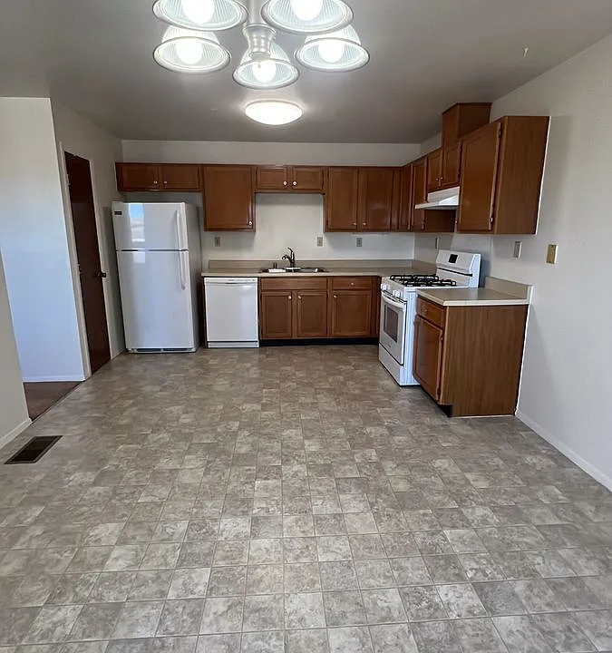 1193 Desmet Ct