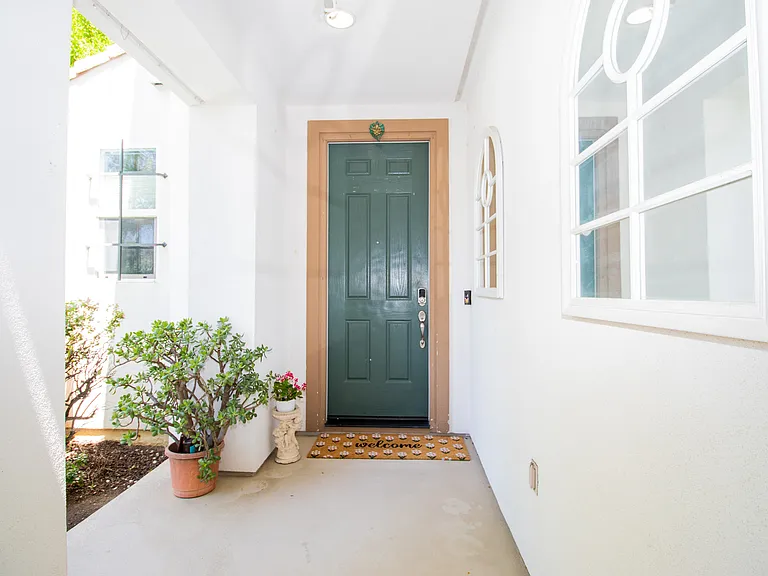 98 W Atento Ln — Photo 3