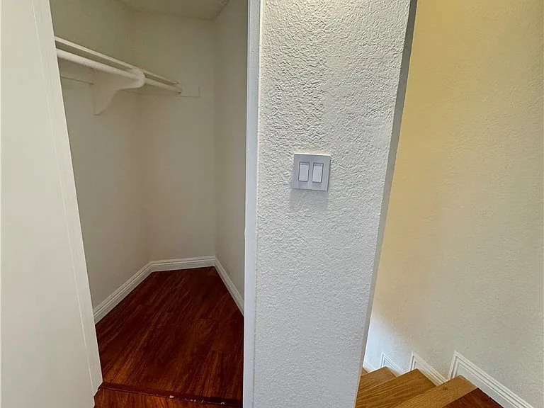 1523 E Windsor Rd #105B — Photo 14